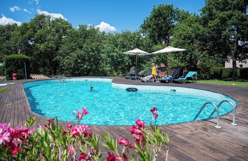 Sorano Apartment | Residence, wellness center, swimming pool, large garden, breakfast room, B41p