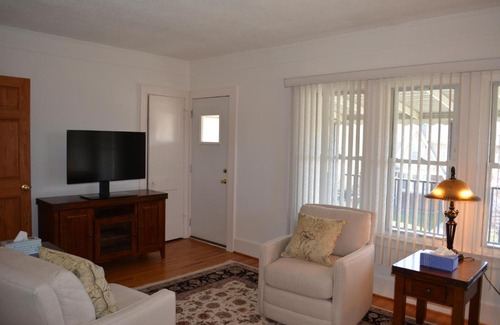 Dearborn Apartment | Residential Apartment