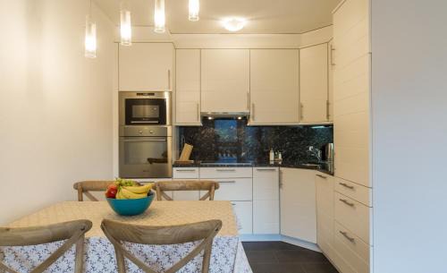 Leukerbad Apartment | Residenz Ambassador B22
