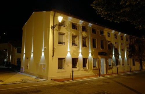 Soave Hotel | Residenza Ai Capitelli