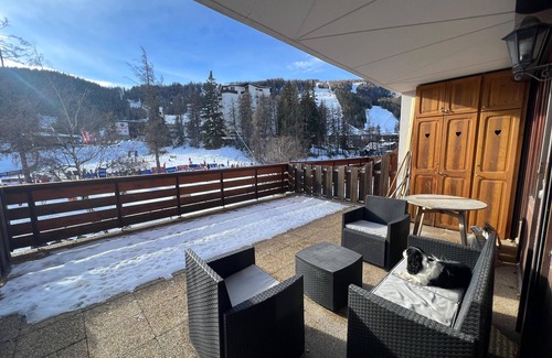 Pra Loup Apartment | Resort center, 75m², large charming apartment, large south-facing terrace with open views