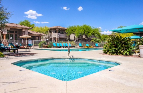 Rancho Vistoso Condo | Resort condo with pool, hot tub & mountain views