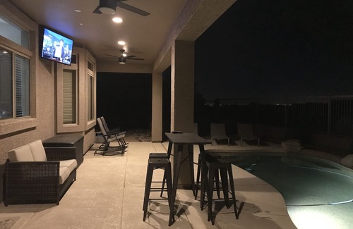 Las Sendas House | Resort home On golf course with heated pool/Jacuzzi, out door tv & City views