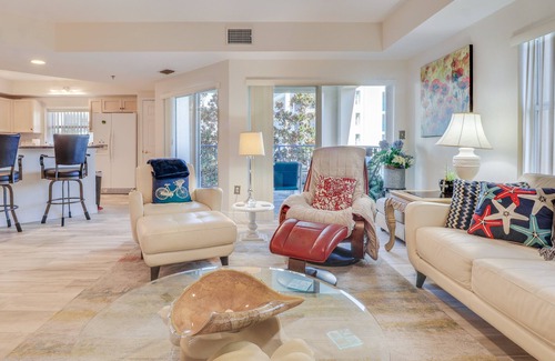 New Smyrna Beach Condo | Resort Relaxation @ Oceanwalk right next to pool!