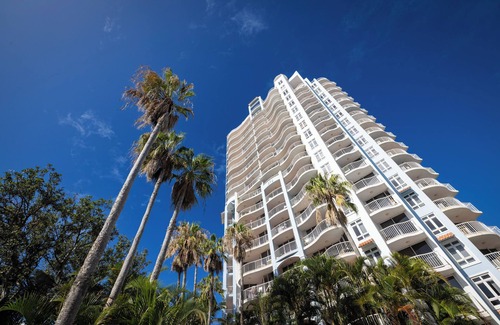 Mermaid Beach Apartment | Resort Studio Space In Heart Of Broadbeach