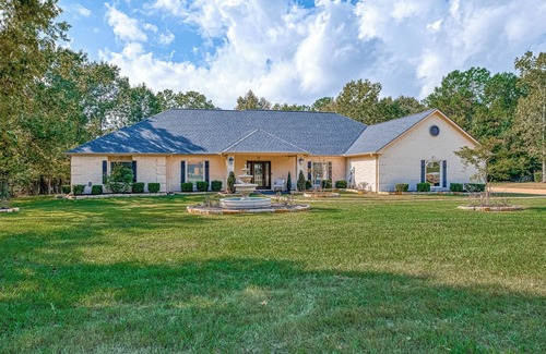 Montgomery House | Resort-Style 4BR, 3.5BA | Private Pool & Deck | Perfect for Extended Stays!