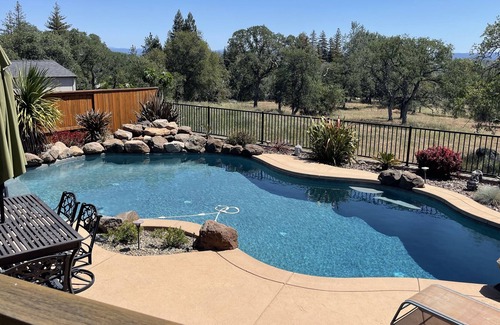 Auburn House | Resort Style Backyard - Minutes Away From Trails & Downtown Auburn!