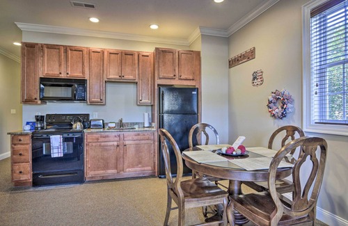 Spring Lake Condo | Resort-Style Condo/Suite on Golf Course w/Pool!