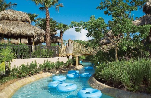 Estero Resort | Resort with private beach access in Bonita Springs with 4 pools, lazy river