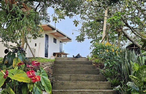 Falan House | Rest House