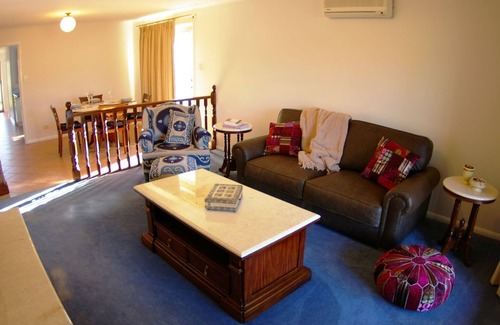 Highfields Apartment | Rest on Brookton - private 2br unit