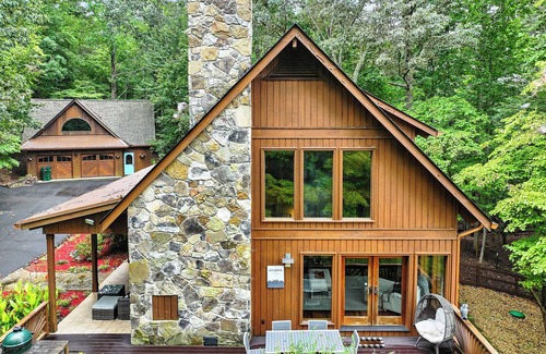 Dahlonega Cabin | Rest & Relaxation in Remote Cabin on 10 Acres