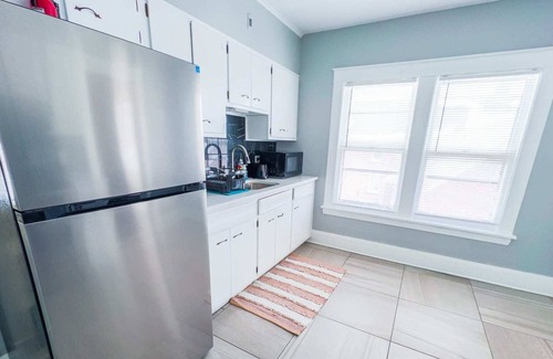 Niagara Falls Apartment | Restful 3 bedroom Minutes From Falls & Casino on the American Side!