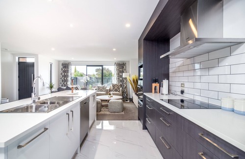 Riccarton Cottage | Restful in Riccarton - Christchurch