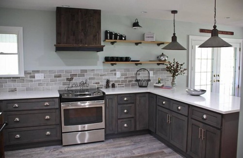 Jamestown Cottage | Restful Rustic Farmhouse on Lake Cumberland