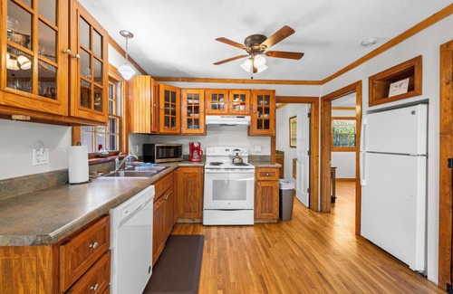 Sautee Nacoochee Cabin | Restin’ on the Ridge – Perfect Mountain Getaway for Family and Friends