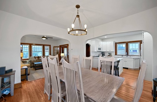 Orson Other | Restored Farmhouse Retreat: Belmont Lake & Elk Mountain – Pleasant Mount