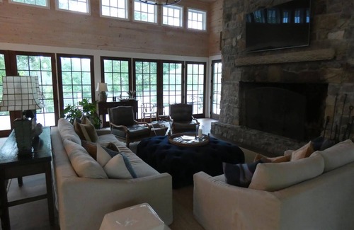 Gough House | Retreat on 37-Acre Lake; Lodge + Home Sleeps 12; Hunt, Fish & Explore