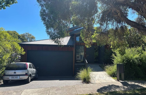 Doncaster East House | Retreat to a quiet private downstairs space with wellbeing options