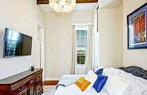French Quarter House | Retreat VII