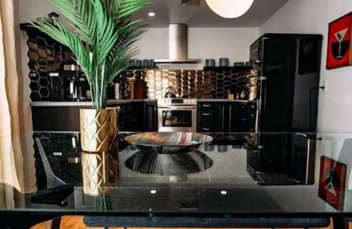 Albrightsville House | Retro : Fire Pit : Arcades : Bikes : PS5 : Hot Tub