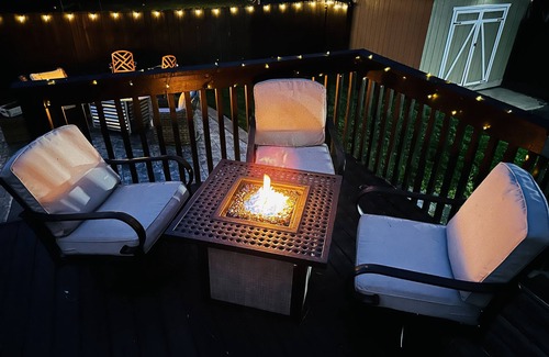 Lynchburg House | Retro Modern Restored 1930's-Home Near Downtown Lynchburg & LU
