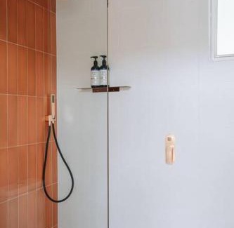 Terrigal Apartment | Retro Retreat - by Coast Hosting
