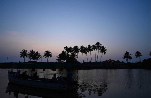 Udupi Cottage | Reunion Ocean Tides- Room 222- Beach Cottages