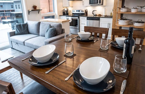 Revelstoke Condo | Revelstoke - Niska's Den