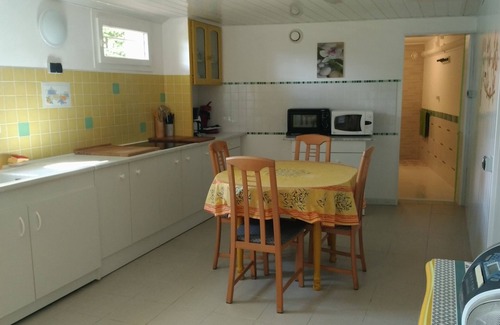 Saint-Raphael Apartment | REZ OF VILLA NEW APARTMENT 60M ² WITH MEDITERRANEAN GARDEN BETWEEN BEACHES AND ESTEREL