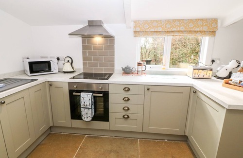 Ty Croes Cottage | RHYTTY BACH, pet friendly, character holiday cottage in Rhosneigr