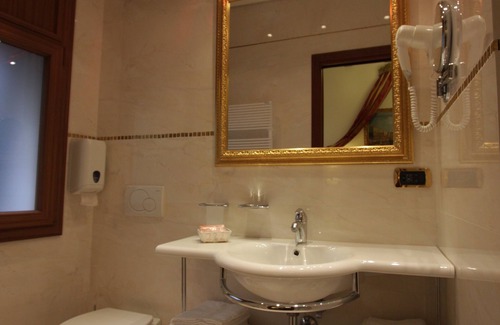 San Polo Apartment | Rialto Bridge located in the very heart of Venice. All Inclusive WiFi