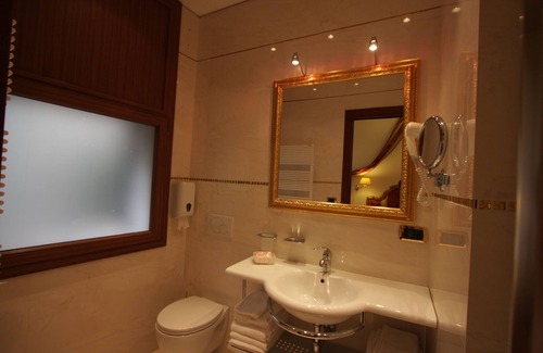 San Polo Apartment | Rialto Bridge located in the very heart of Venice. All Inclusive WiFi