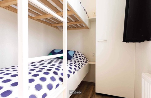 Cromvoirt Ski Chalet | ✓ Rialto MAX at Résidence de Leuvert ✓ Holiday home for 6 persons ✓ Located near Den Bosch (Noord-Brabant) ✓ Near De IJzeren Man ✓ Book directly through the park