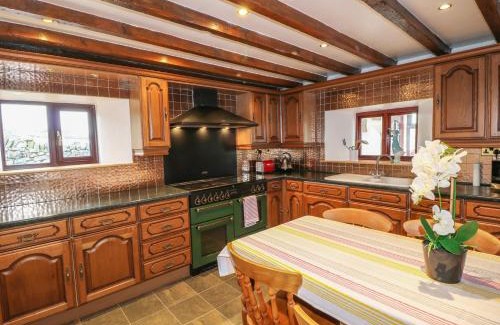 Holestone Moor House | Riber View Barn
