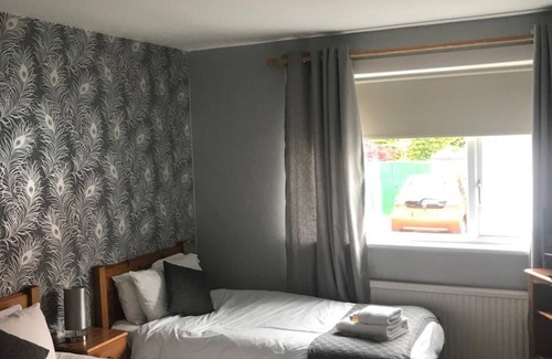 Currie Hotel | Riccarton Inn
