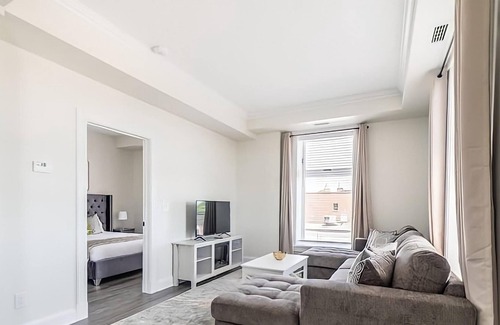 Smiths Falls Apartment | Rideau 2Br Signature Apartment Free Parking 3