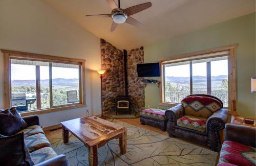 Mammoth Creek House | Ridgetop Hideaway