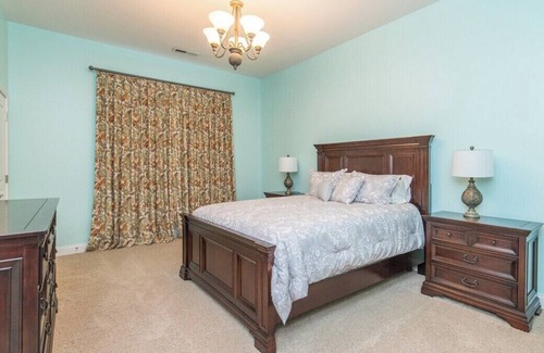 Georgetown House | Ridgeview's Oasis is truly a unique stay