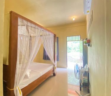 Bukit Lawang House | Ridho's Homestay & Jungle Trekking