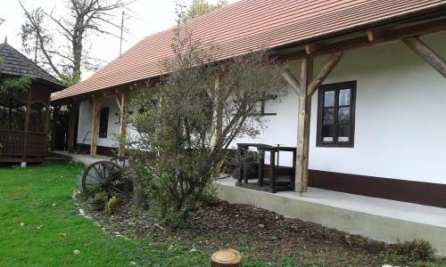 Oriszentpeter House | Rigó Vendégház