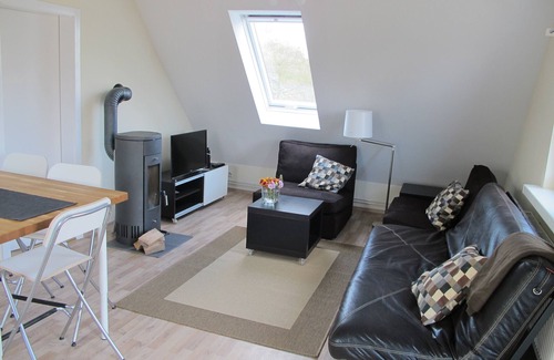 Wesenberg Apartment | Right on the lake! - plenty of space for family & friends - modern & exclusive