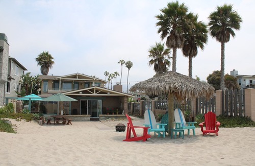 Carpinteria House | Right on the Sand, 4 Bedroom Beach House!