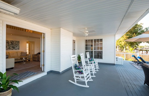 Slidell House | Right Outside of New Orleans - Amazing Family-Friendly 4BR Waterfront Home