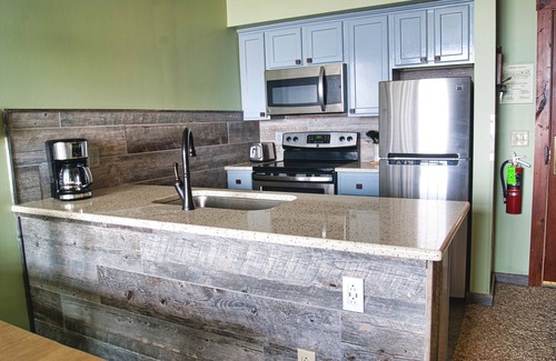 Snowshoe Condo | Rimfire 143 - One of a kind 1-bedroom in Snowshoe Village.