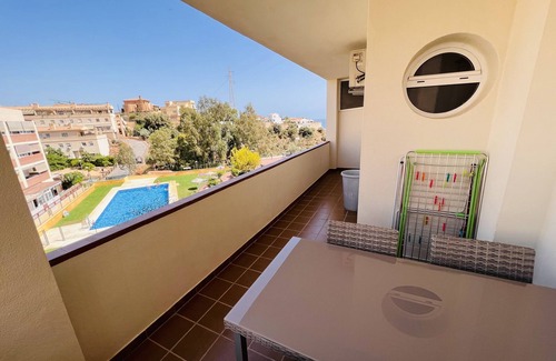 La Cala del Moral Apartment | RINCÓN ☀️ WIFI + NETFLIX + POOLS + SEA ☀️