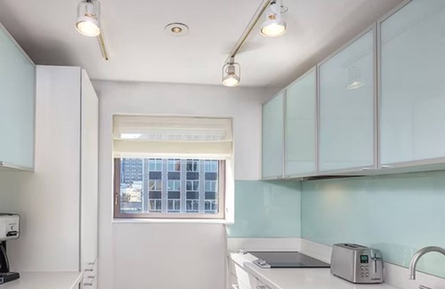 Midtown East Resort | Ring In 2025 in NYC! Midtown 45! 1 Bdrm Sleeps 4