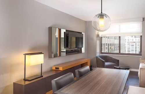 Midtown East Resort | Ring In 2025 in NYC! Midtown 45! 1 Bdrm Sleeps 4
