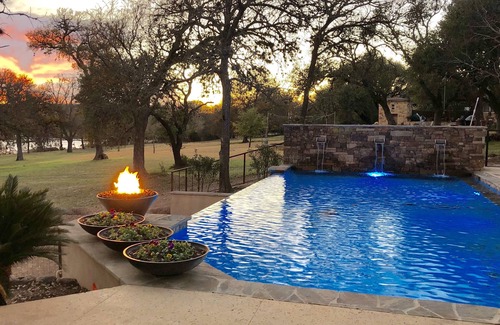 Kerrville House | Rio de Arcadia - Two Riverside Homes, Pool & Hot Tub