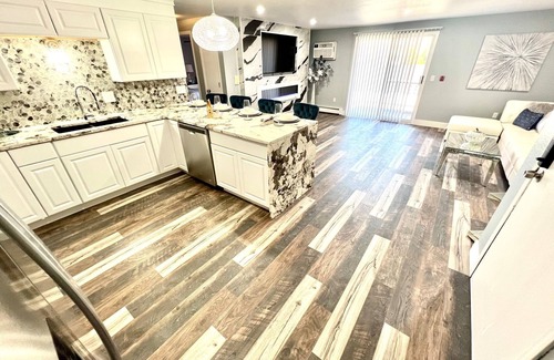 Appleton Apartment | Ritchie’s Residence of Kensington: Cinderella Suites